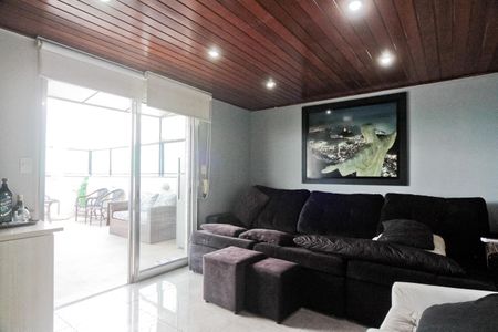 Apartamento à venda com 164m², 2 quartos e 1 vaga Apartamento à venda com 164m², 2 quartos e 1 vagaCobertura