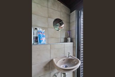 Apartamento à venda com 164m², 2 quartos e 1 vaga Apartamento à venda com 164m², 2 quartos e 1 vagaCobertura - banheiro