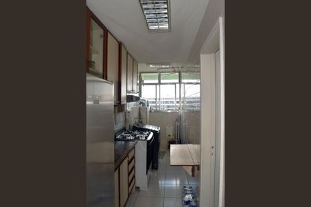 Apartamento à venda com 70m², 2 quartos e 1 vagaCozinha