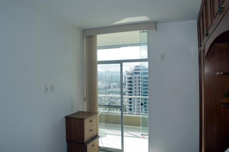 Apartamento à venda com 70m², 2 quartos e 1 vagaSuíte