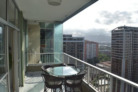 Apartamento à venda com 70m², 2 quartos e 1 vagaVaranda da Sala