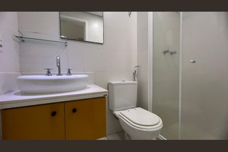 Studio para alugar com 38m², 1 quarto e 1 vaga Studio para alugar com 38m², 1 quarto e 1 vagaBanheiro da Suíte