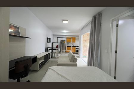 Studio para alugar com 38m², 1 quarto e 1 vaga Studio para alugar com 38m², 1 quarto e 1 vagaSuite