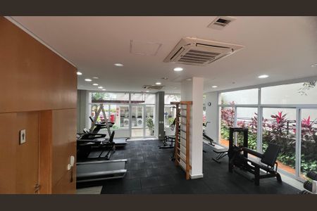 Studio para alugar com 38m², 1 quarto e 1 vaga Studio para alugar com 38m², 1 quarto e 1 vagaAcademia