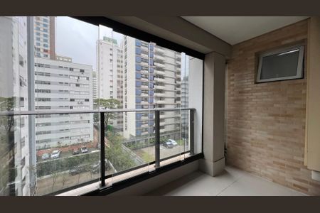 Studio para alugar com 38m², 1 quarto e 1 vaga Studio para alugar com 38m², 1 quarto e 1 vagaSacada