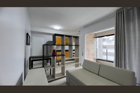 Studio para alugar com 38m², 1 quarto e 1 vaga Studio para alugar com 38m², 1 quarto e 1 vagaSala