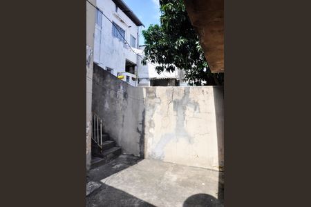 Casa à venda com 116m², 2 quartos e 1 vaga Casa à venda com 116m², 2 quartos e 1 vagaQuintal