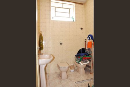 Casa à venda com 116m², 2 quartos e 1 vaga Casa à venda com 116m², 2 quartos e 1 vaga Banheiro Social