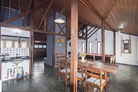 Casa para alugar com 308m², 3 quartos e 3 vagasEspaço Gourmet