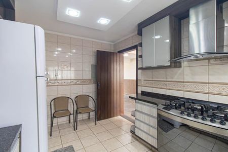 Casa para alugar com 308m², 3 quartos e 3 vagasCozinha