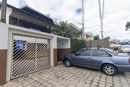 Casa para alugar com 308m², 3 quartos e 3 vagasFachada