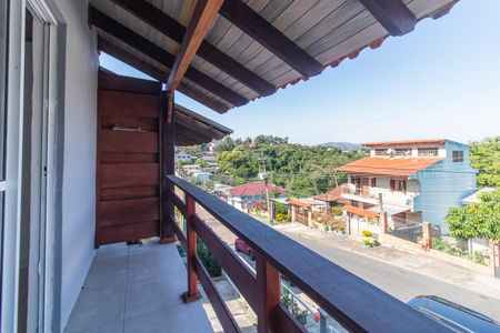 Casa de condomínio para alugar com 90m², 2 quartos e 1 vagaVaranda do Quarto 2