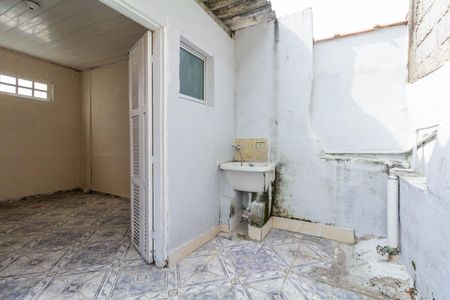 Casa para alugar com 52m², 1 quarto e sem vaga Casa para alugar com 52m², 1 quarto e sem vagaÁrea de Serviço