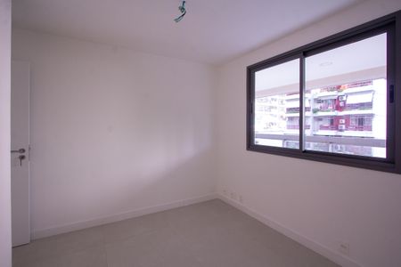 Apartamento à venda com 144m², 4 quartos e 2 vagasSuíte 1