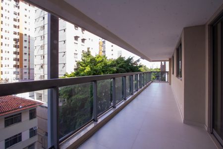 Apartamento à venda com 144m², 4 quartos e 2 vagasVaranda da Sala