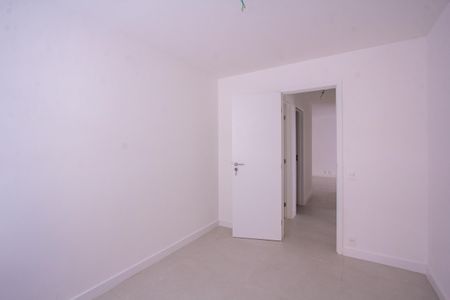 Apartamento à venda com 144m², 4 quartos e 2 vagasSuíte 2