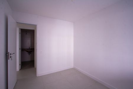 Apartamento à venda com 144m², 4 quartos e 2 vagasQuarto 1