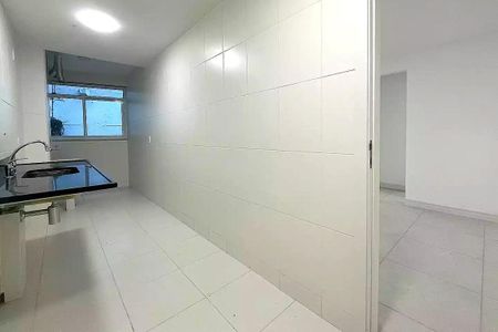 Apartamento à venda com 103m², 2 quartos e 1 vaga
