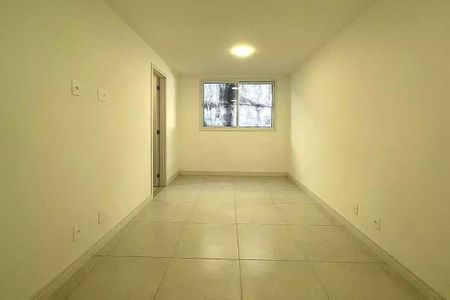 Apartamento à venda com 103m², 2 quartos e 1 vaga