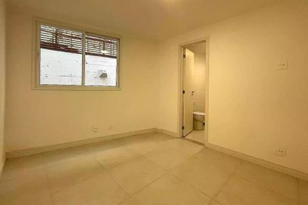 Apartamento à venda com 103m², 2 quartos e 1 vaga