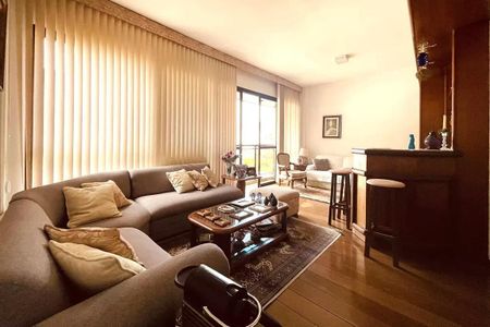 Apartamento à venda com 121m², 3 quartos e 2 vagas