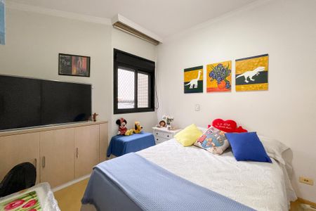 Apartamento à venda com 124m², 4 quartos e 2 vagasSuíte 1