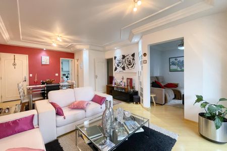 Apartamento à venda com 124m², 4 quartos e 2 vagasSala