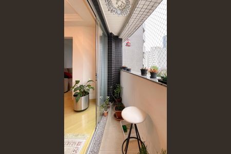 Apartamento à venda com 124m², 4 quartos e 2 vagasSacada