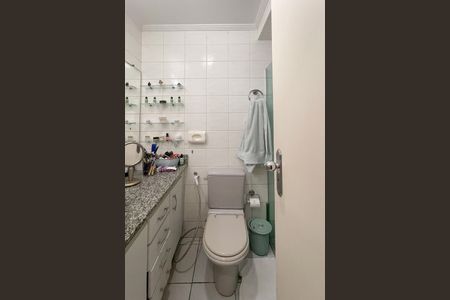 Apartamento à venda com 124m², 4 quartos e 2 vagasBanheiro - Suíte 2