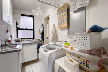 Apartamento à venda com 124m², 4 quartos e 2 vagasÁrea de Serviço