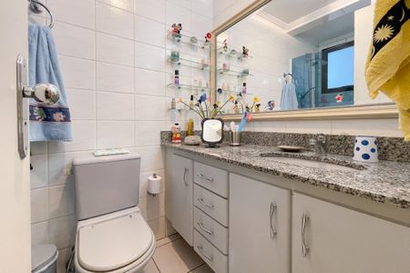 Apartamento à venda com 124m², 4 quartos e 2 vagasBanheiro - Suíte 1