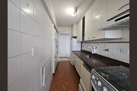 Apartamento à venda com 60m², 2 quartos e 1 vaga Apartamento à venda com 60m², 2 quartos e 1 vagaCozinha