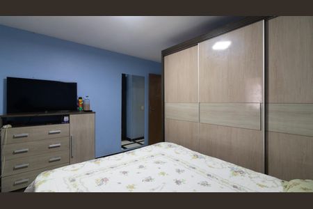 Casa à venda com 280m², 4 quartos e 2 vagasSuíte 2