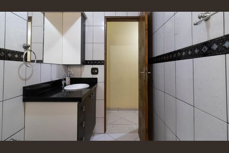 Casa à venda com 280m², 4 quartos e 2 vagasBanheiro