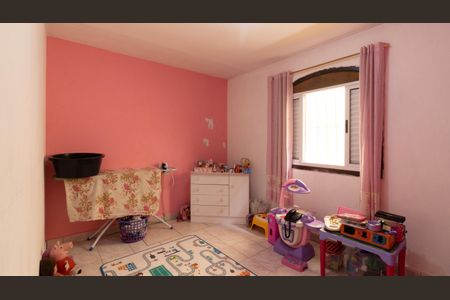 Casa à venda com 280m², 4 quartos e 2 vagasQuarto 1