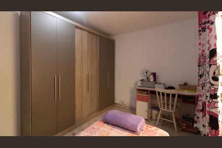 Casa à venda com 280m², 4 quartos e 2 vagasQuarto 2