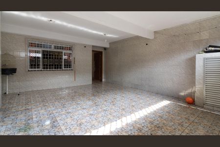 Casa à venda com 280m², 4 quartos e 2 vagasGaragem