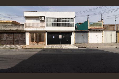Casa à venda com 280m², 4 quartos e 2 vagasFachada