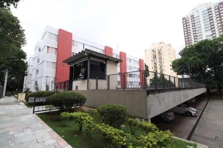 Apartamento à venda com 58m², 2 quartos e 1 vagaPortaria