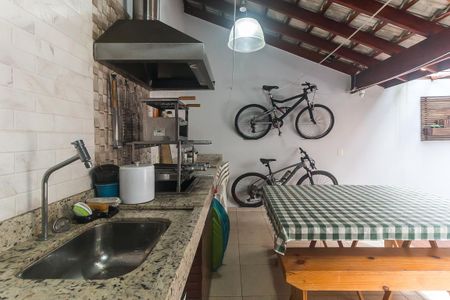 Casa para alugar com 180m², 3 quartos e 2 vagas Casa para alugar com 180m², 3 quartos e 2 vagasÁrea Gourmet
