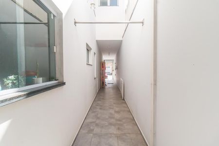 Casa para alugar com 180m², 3 quartos e 2 vagas Casa para alugar com 180m², 3 quartos e 2 vagasCorredor Lateral