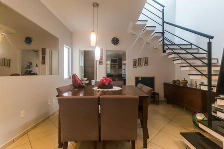 Casa para alugar com 180m², 3 quartos e 2 vagas Casa para alugar com 180m², 3 quartos e 2 vagasSala/Sala de Jantar