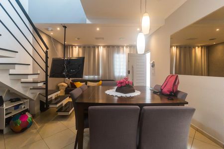 Casa para alugar com 180m², 3 quartos e 2 vagas Casa para alugar com 180m², 3 quartos e 2 vagasSala/Sala de Jantar
