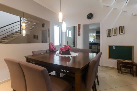 Casa para alugar com 180m², 3 quartos e 2 vagas Casa para alugar com 180m², 3 quartos e 2 vagasSala/Sala de Jantar