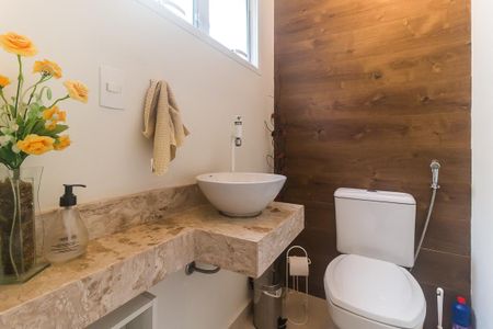 Casa para alugar com 180m², 3 quartos e 2 vagas Casa para alugar com 180m², 3 quartos e 2 vagasLavabo