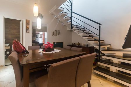 Casa para alugar com 180m², 3 quartos e 2 vagas Casa para alugar com 180m², 3 quartos e 2 vagasSala/Sala de Jantar