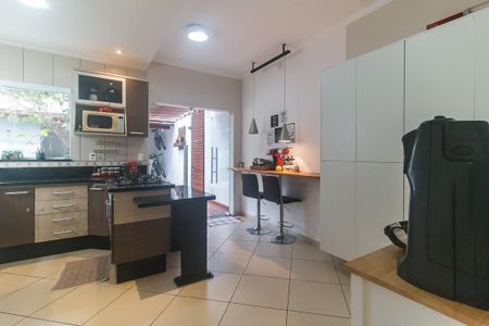 Casa para alugar com 180m², 3 quartos e 2 vagas Casa para alugar com 180m², 3 quartos e 2 vagasCozinha