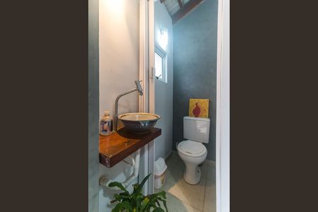 Casa para alugar com 180m², 3 quartos e 2 vagas Casa para alugar com 180m², 3 quartos e 2 vagasBanheiro da Área Gourmet