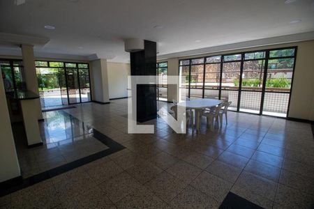 Apartamento à venda com 148m², 4 quartos e 4 vagas Apartamento à venda com 148m², 4 quartos e 4 vagasÁrea comum - Salão de festas