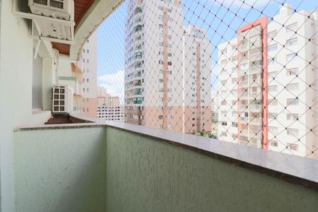 Apartamento para alugar com 31m², 1 quarto e 1 vagaSacada
